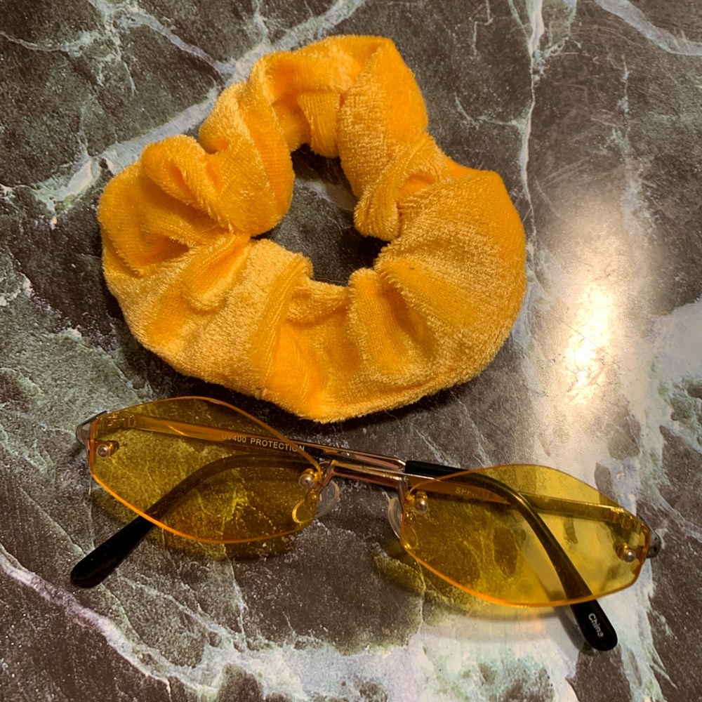 RIMLESS SUNGLASSES & SCRUNCHIE BUNDLE